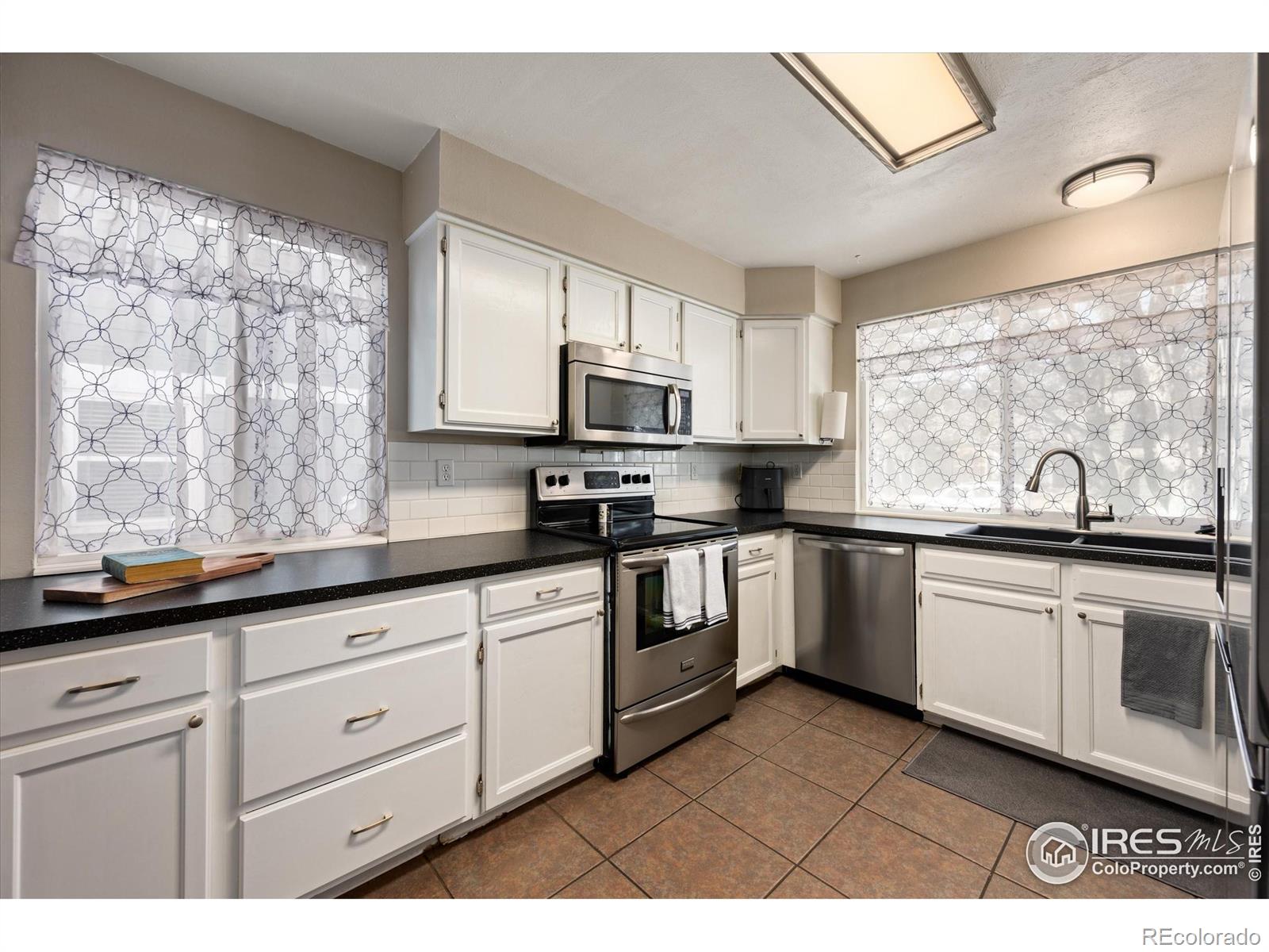 MLS Image #10 for 7328 s gore range road,littleton, Colorado