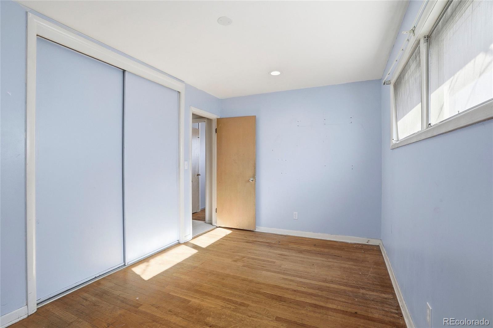 MLS Image #10 for 1621 s perry street,denver, Colorado