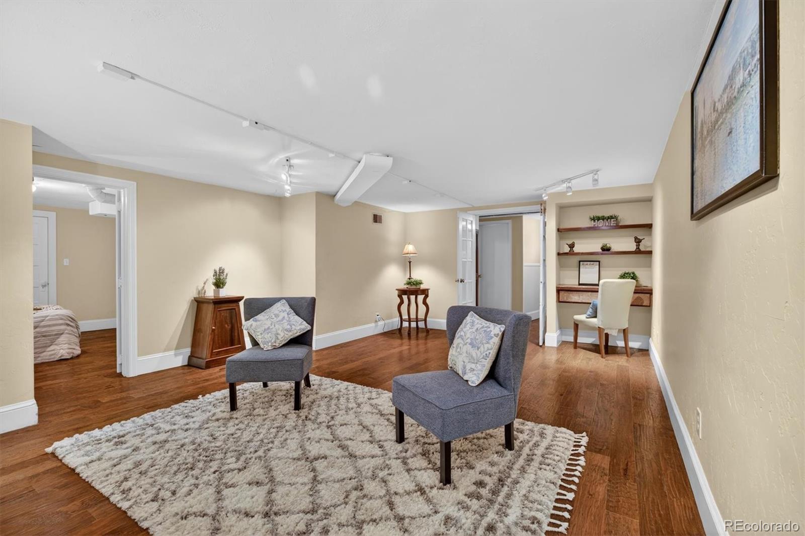 MLS Image #19 for 1601  ivanhoe street,denver, Colorado