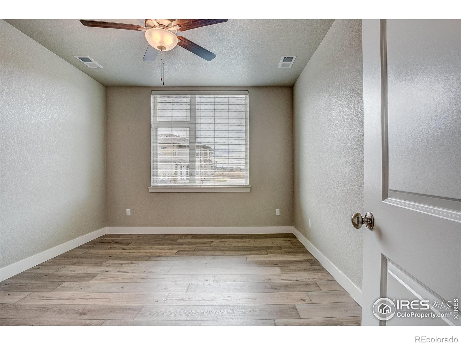 MLS Image #10 for 235  high point drive,longmont, Colorado