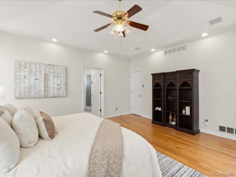 MLS Image #14 for 110  ivy street,denver, Colorado