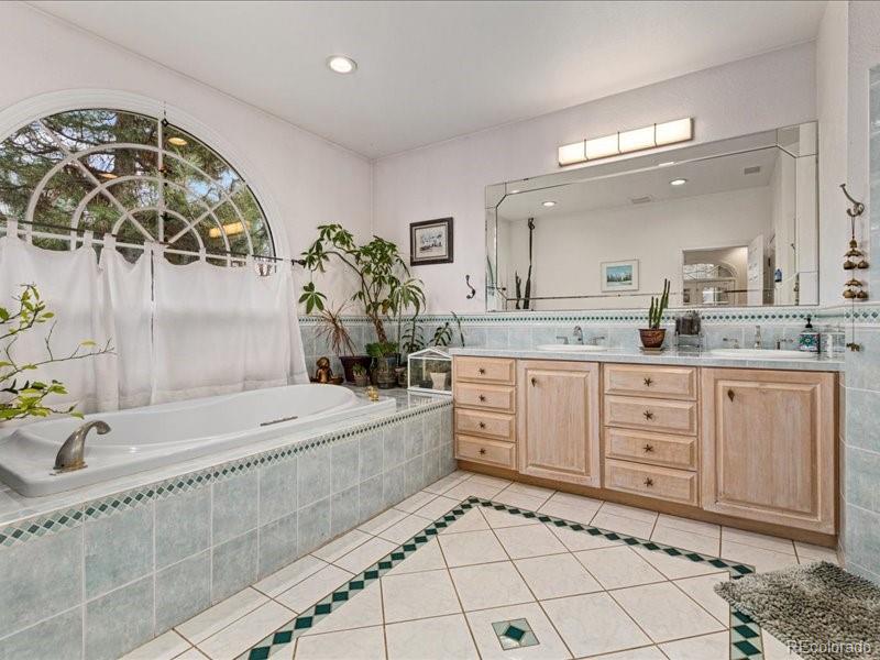 MLS Image #15 for 110  ivy street,denver, Colorado