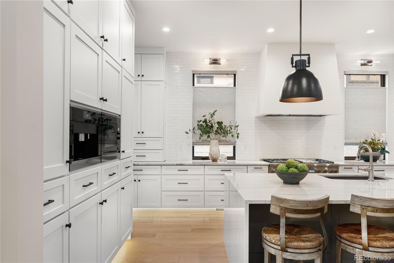 MLS Image #10 for 2515 s milwaukee street,denver, Colorado