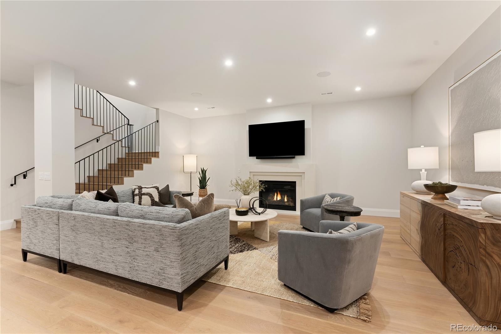 MLS Image #35 for 2515 s milwaukee street,denver, Colorado