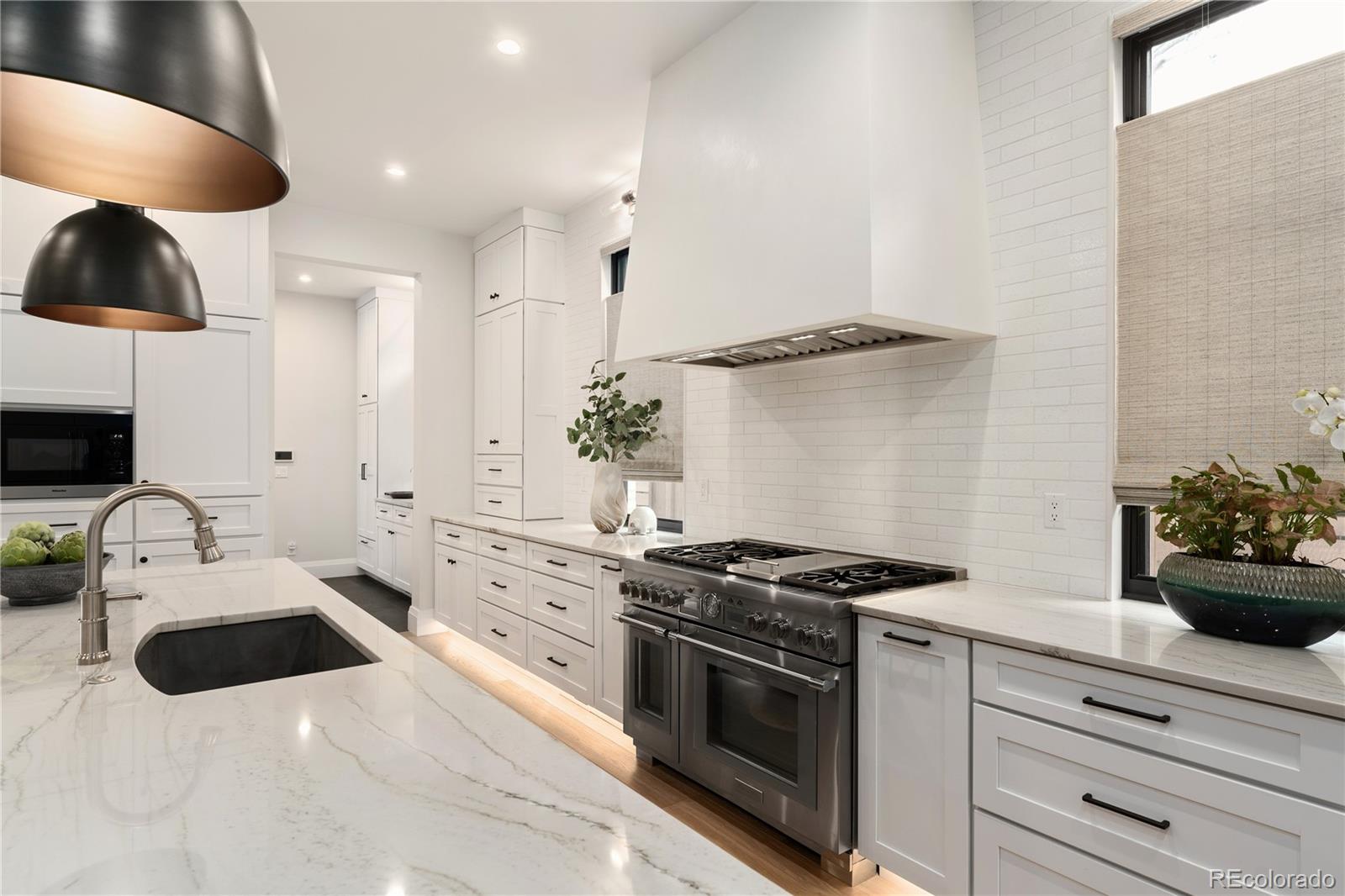 MLS Image #7 for 2515 s milwaukee street,denver, Colorado