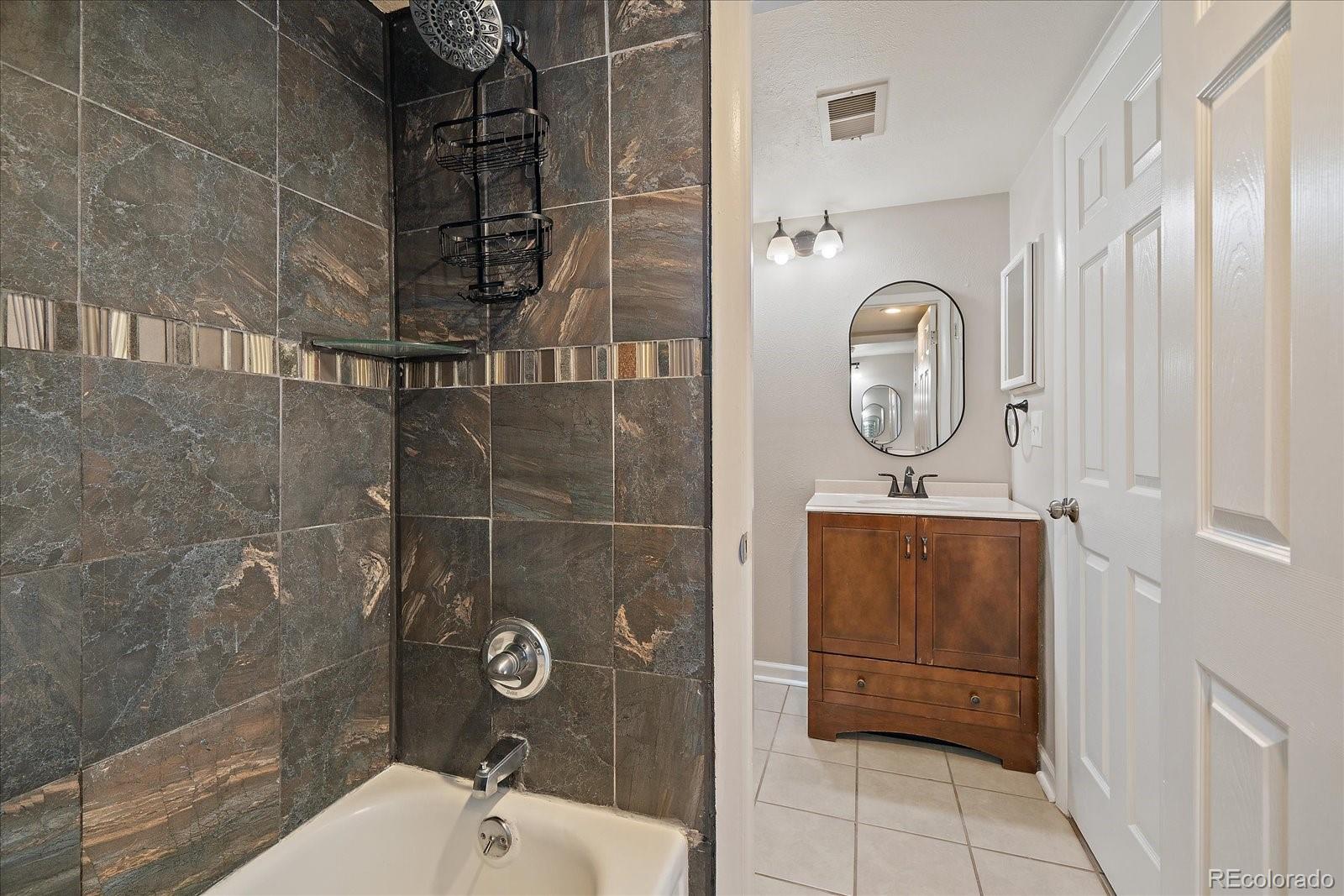 MLS Image #15 for 14120 e temple drive y04,aurora, Colorado