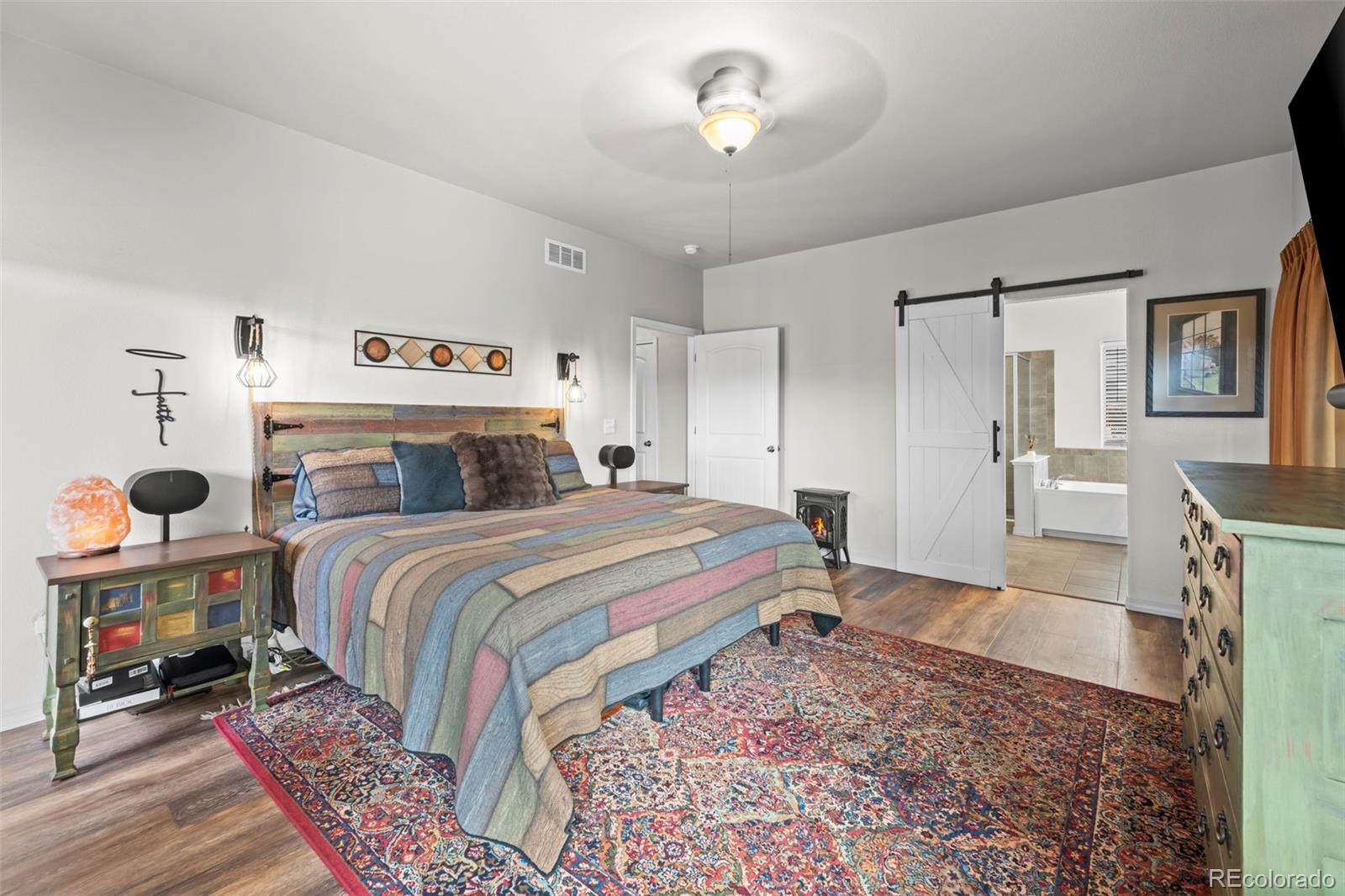 MLS Image #10 for 19663  lindenmere drive,monument, Colorado