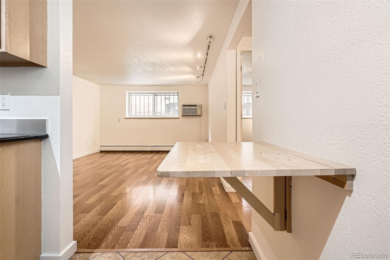 MLS Image #7 for 1045 n clarkson street 105,denver, Colorado