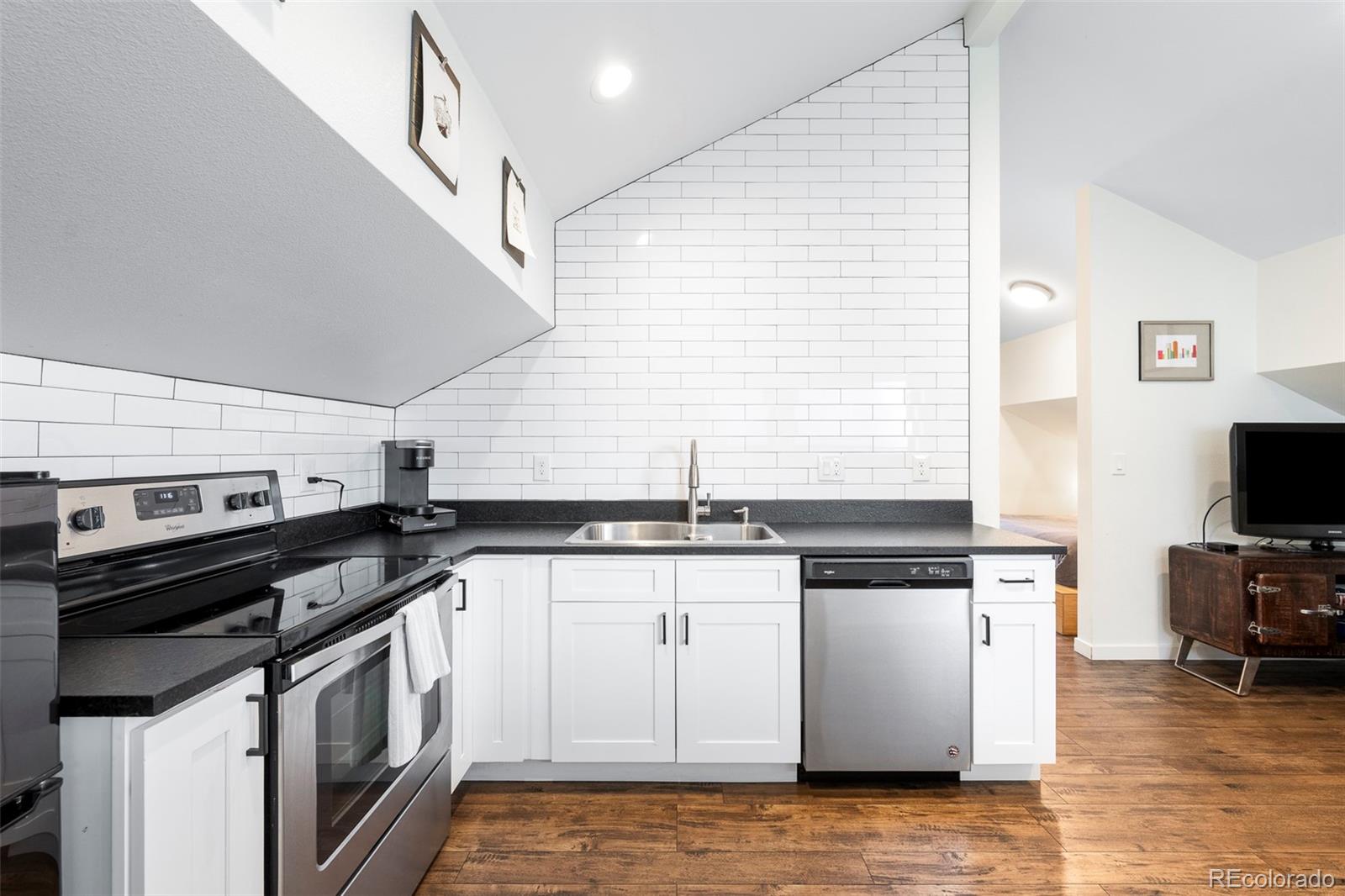 MLS Image #40 for 3868  utica street,denver, Colorado