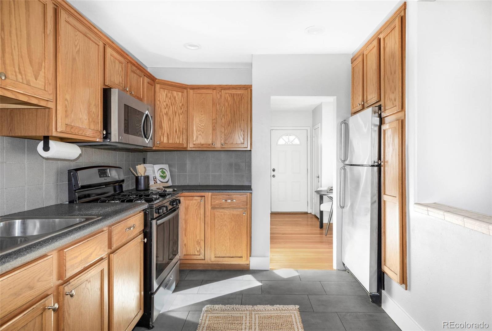 MLS Image #7 for 2015 s clarkson street,denver, Colorado