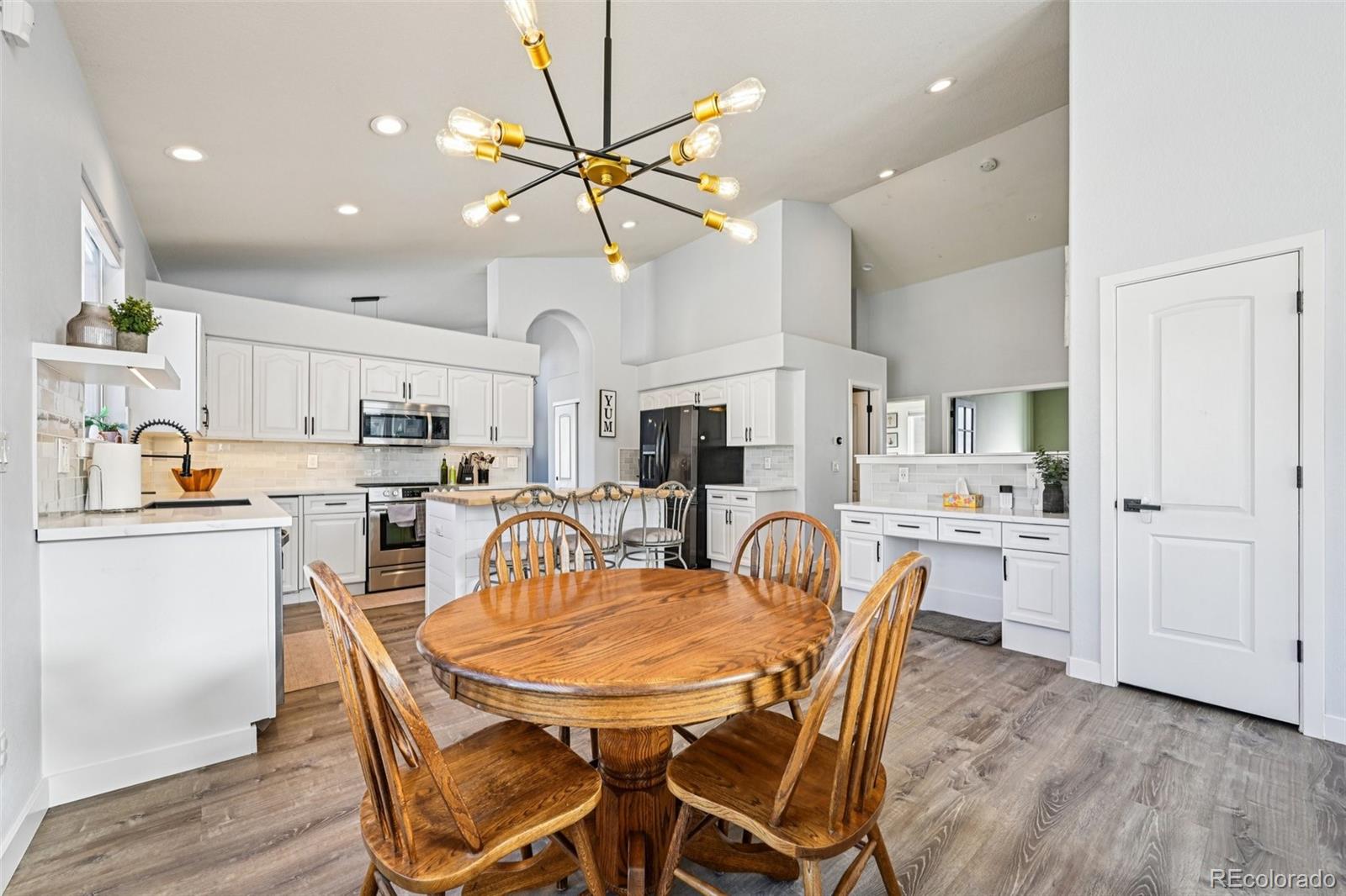MLS Image #7 for 24486 e louisiana circle,aurora, Colorado