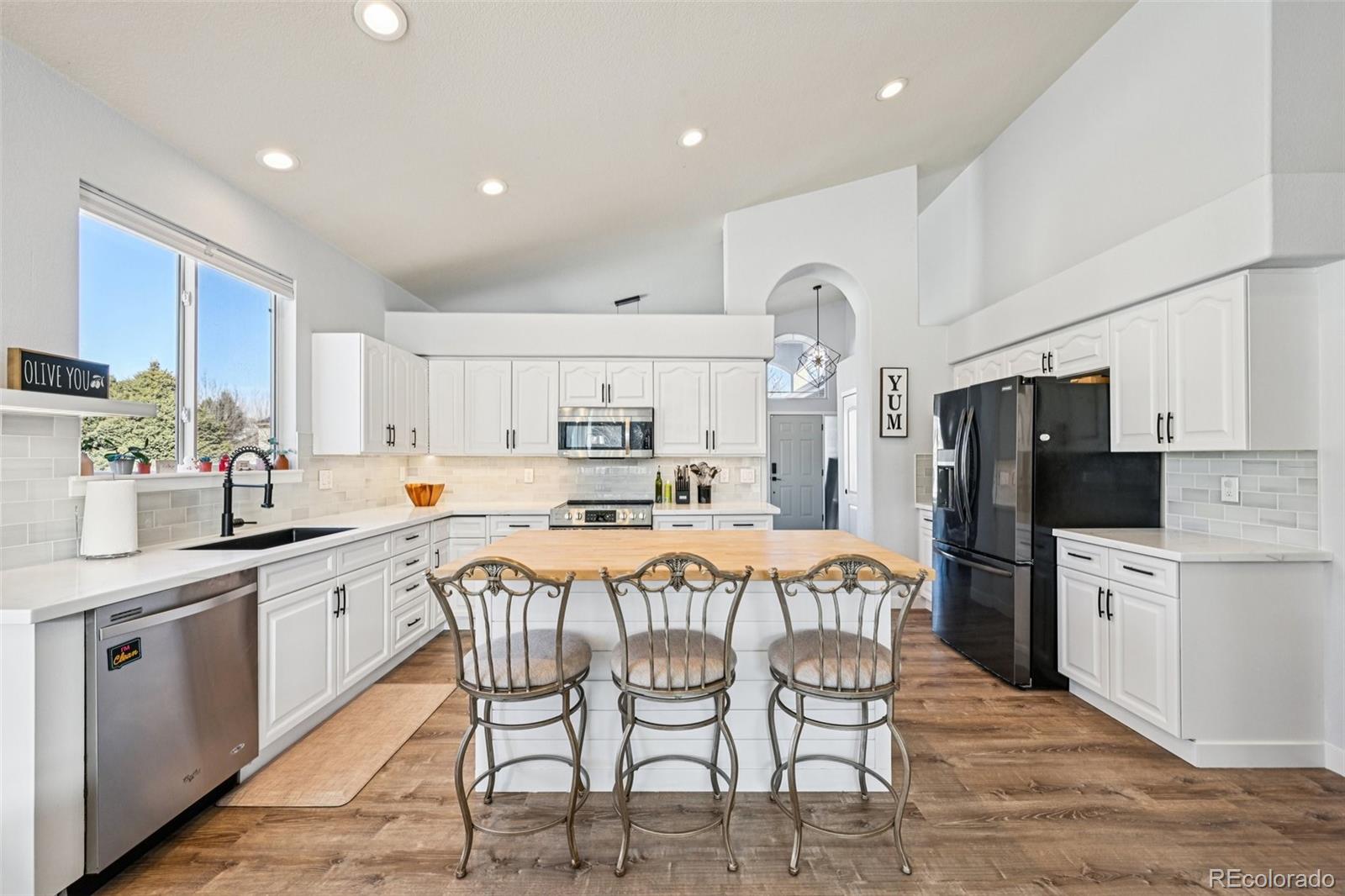 MLS Image #9 for 24486 e louisiana circle,aurora, Colorado