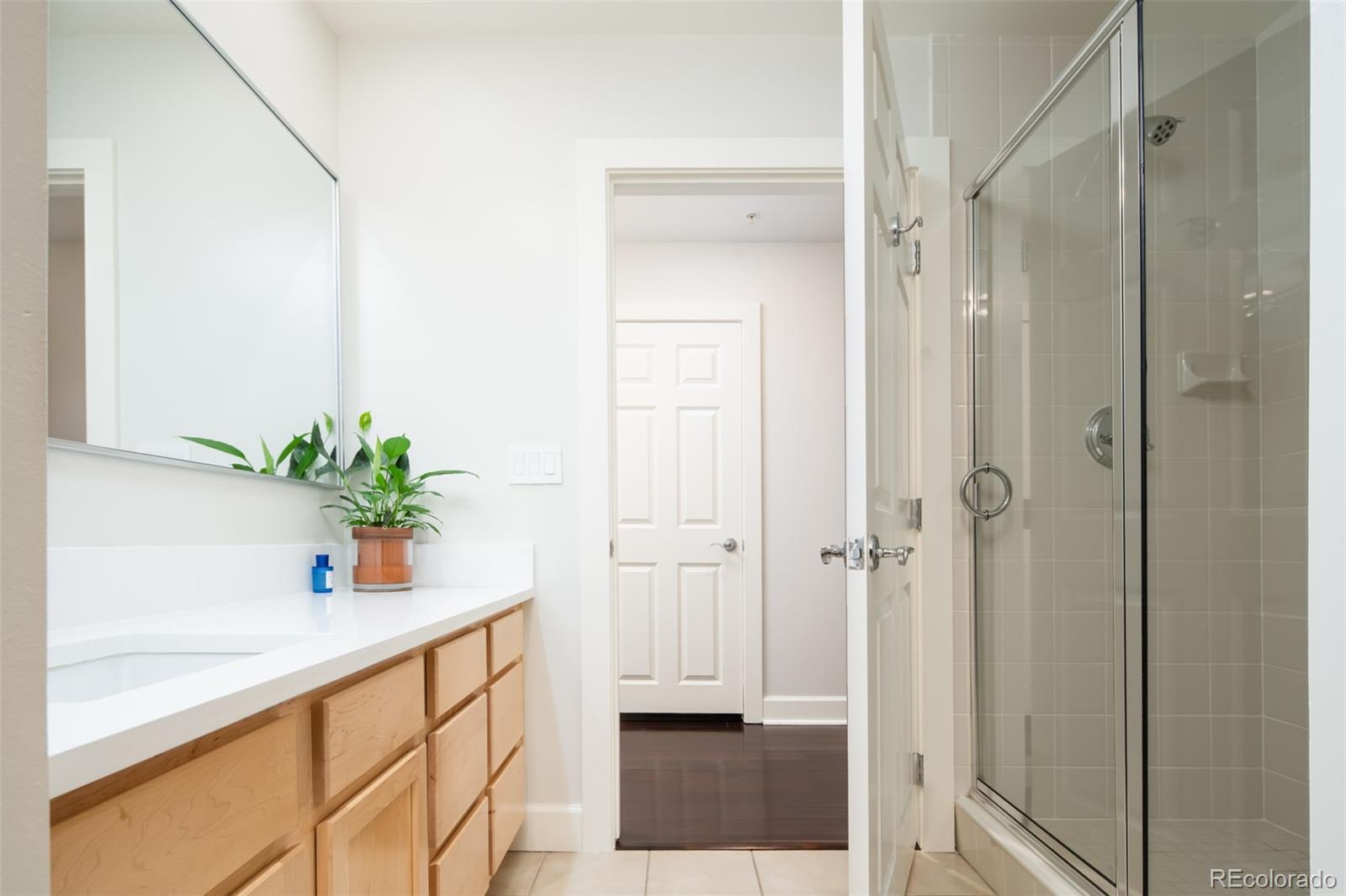 MLS Image #19 for 1631 n emerson street 217,denver, Colorado