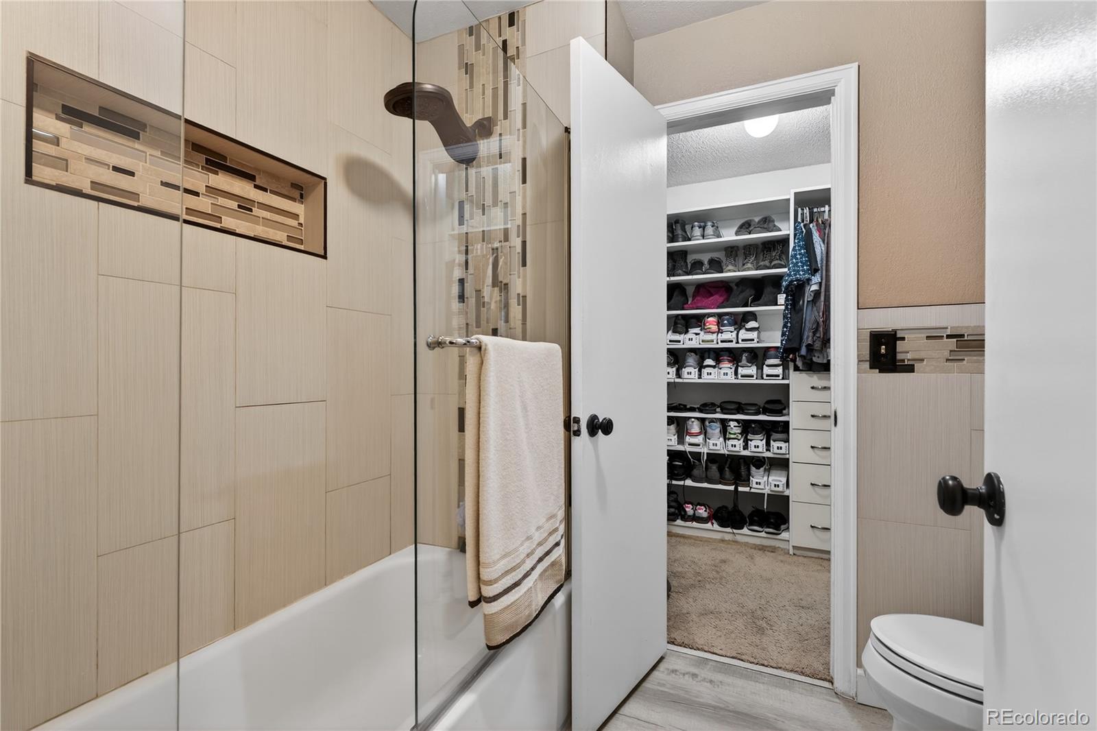 MLS Image #17 for 4890 s holland court,littleton, Colorado