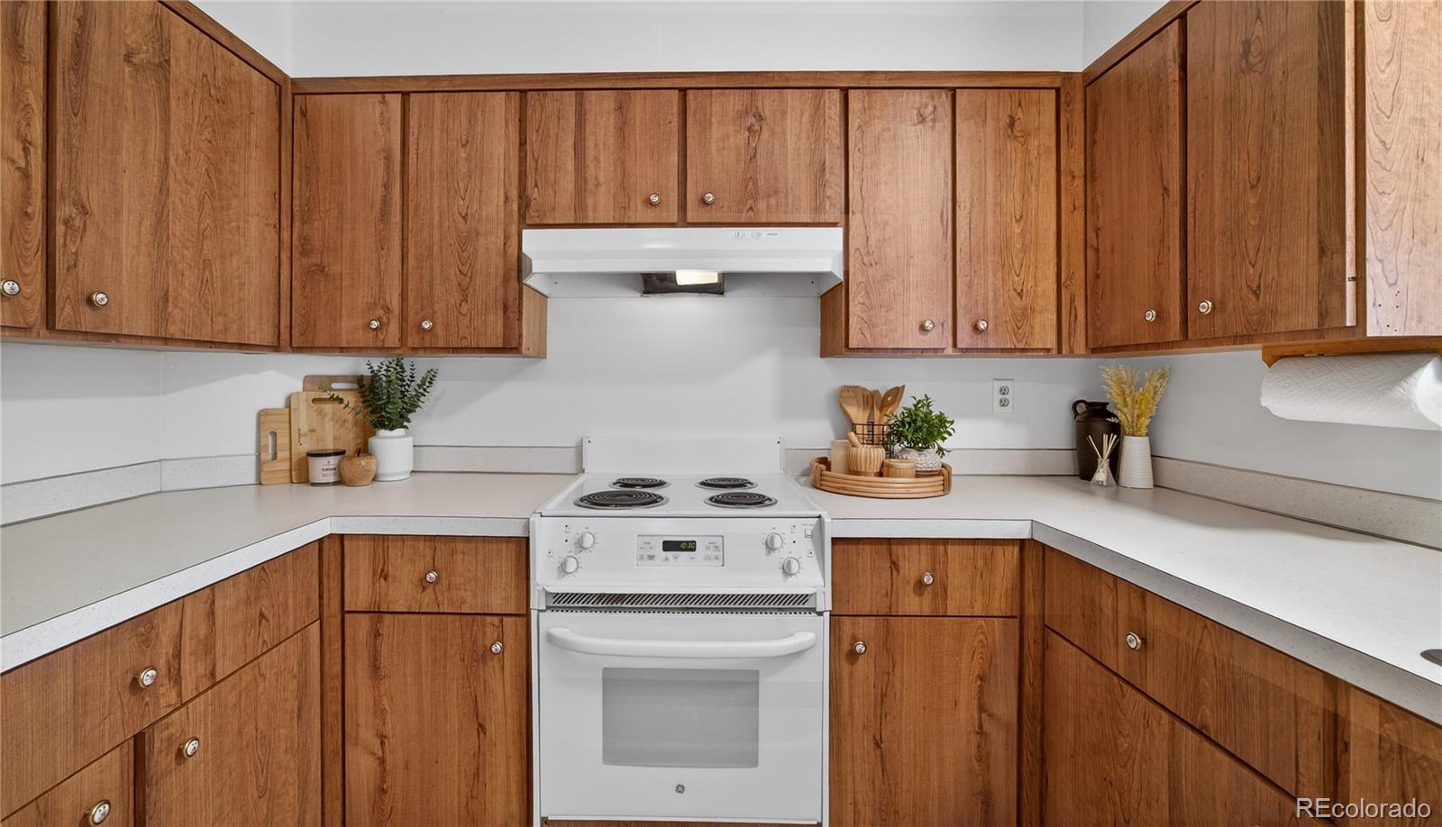 MLS Image #11 for 8414 w arizona drive,lakewood, Colorado