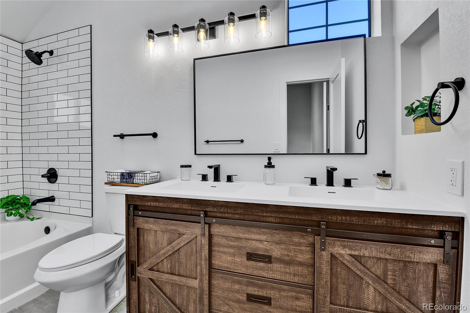 MLS Image #19 for 4345  sable street,denver, Colorado