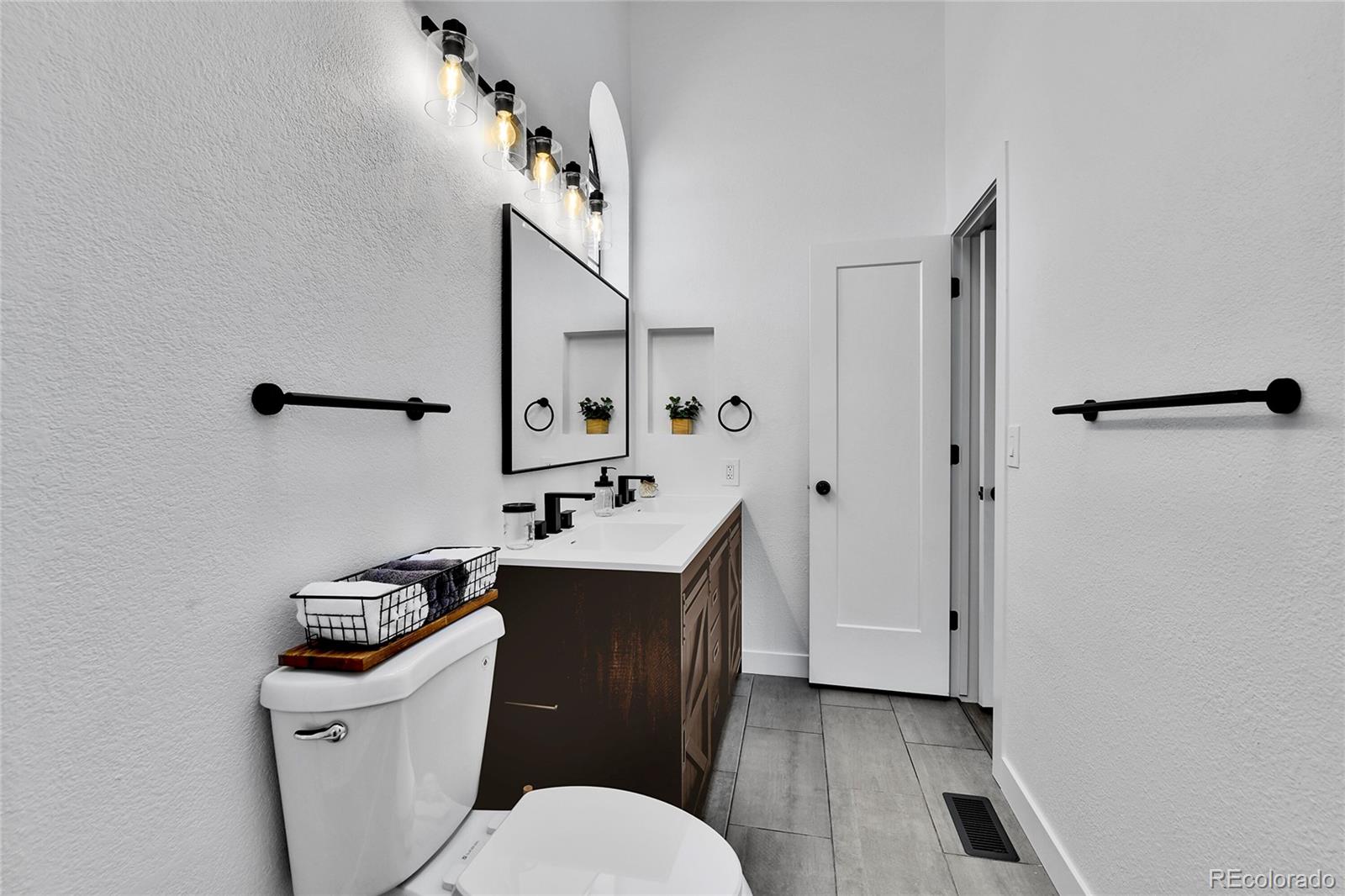 MLS Image #21 for 4345  sable street,denver, Colorado