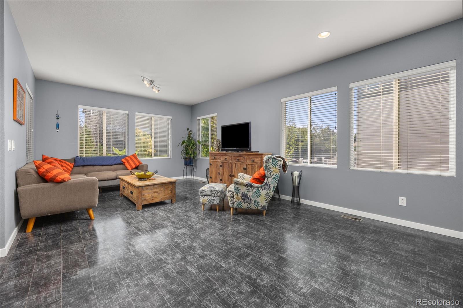 MLS Image #7 for 10020  richfield street,commerce city, Colorado