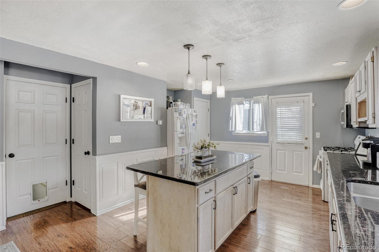 MLS Image #10 for 20021 e bellewood drive,centennial, Colorado