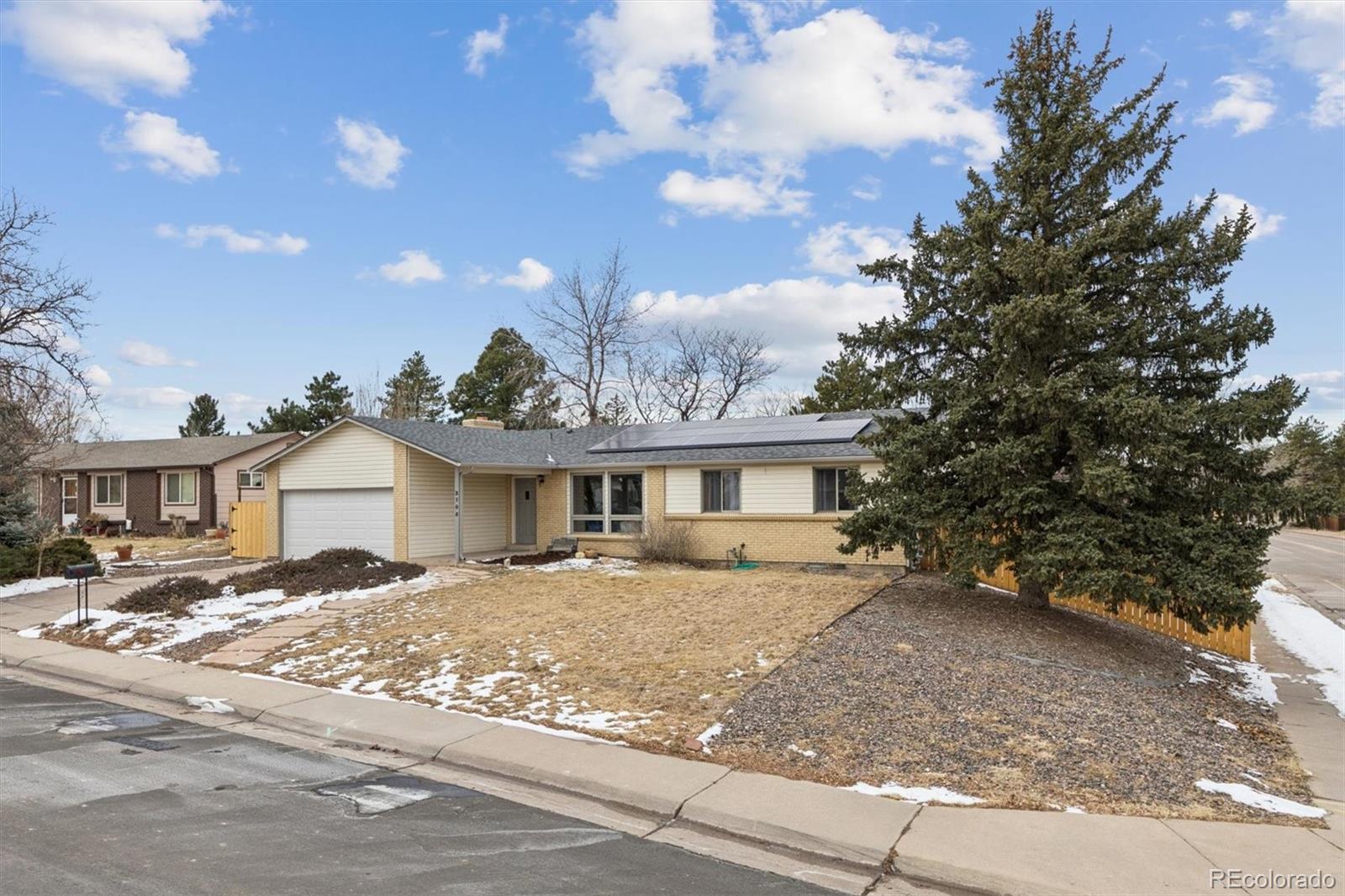 MLS Image #1 for 3105 s olathe way,aurora, Colorado