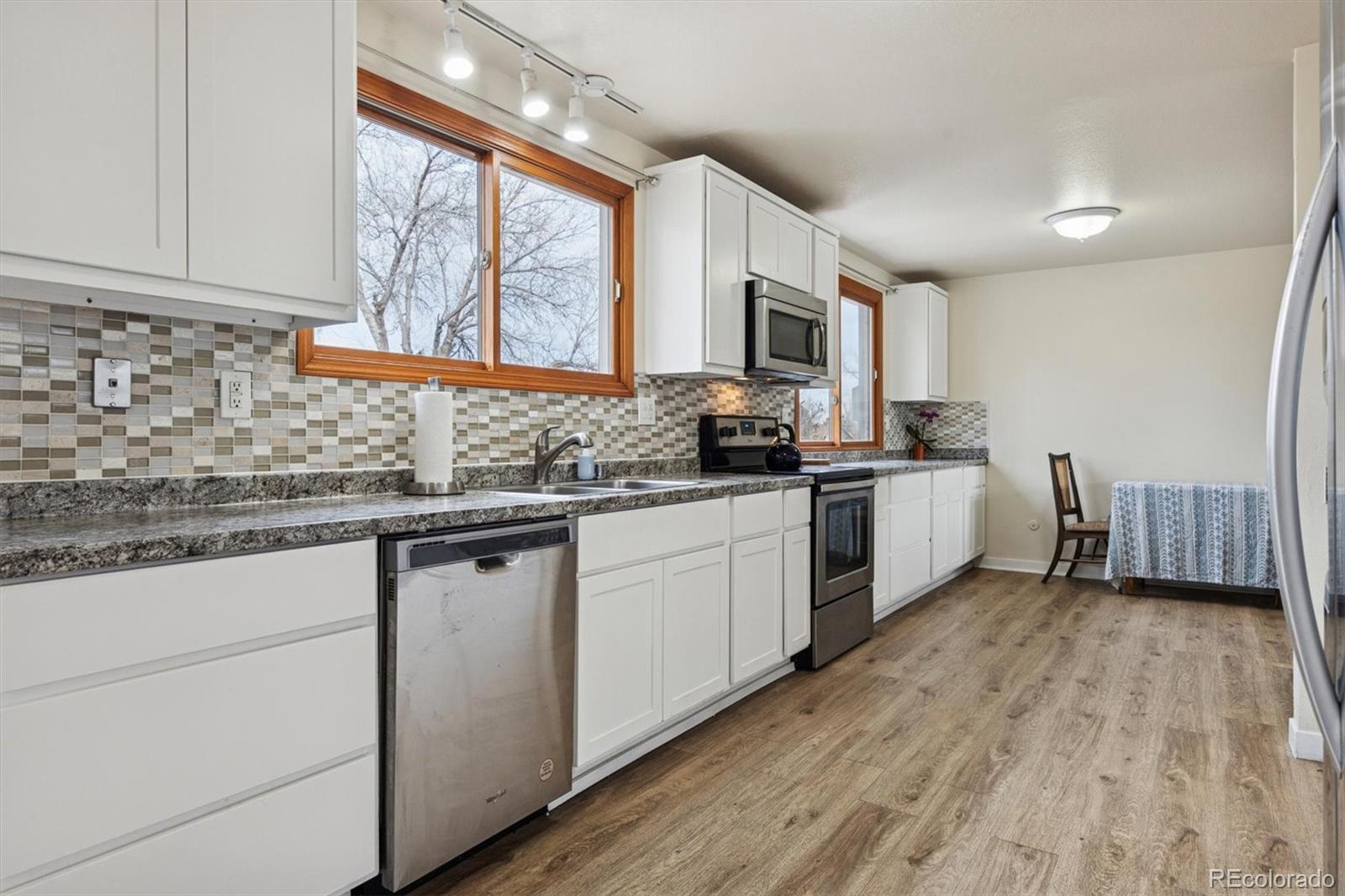 MLS Image #6 for 3105 s olathe way,aurora, Colorado