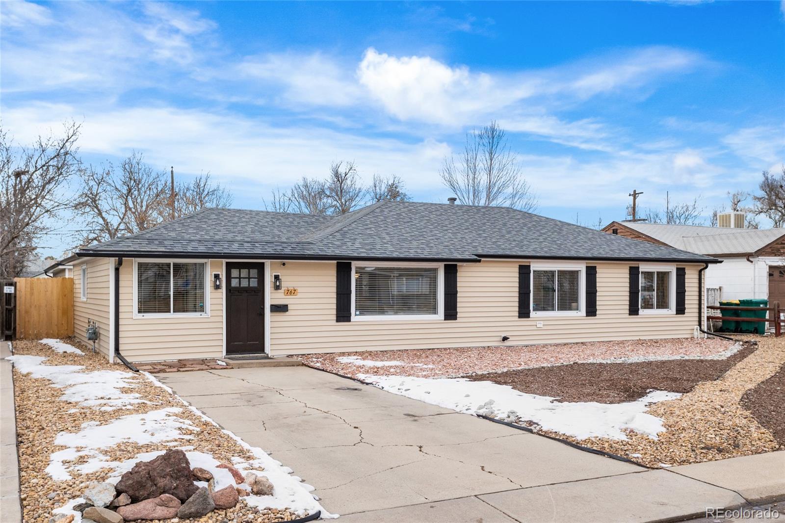 MLS Image #2 for 767  hanover street,aurora, Colorado
