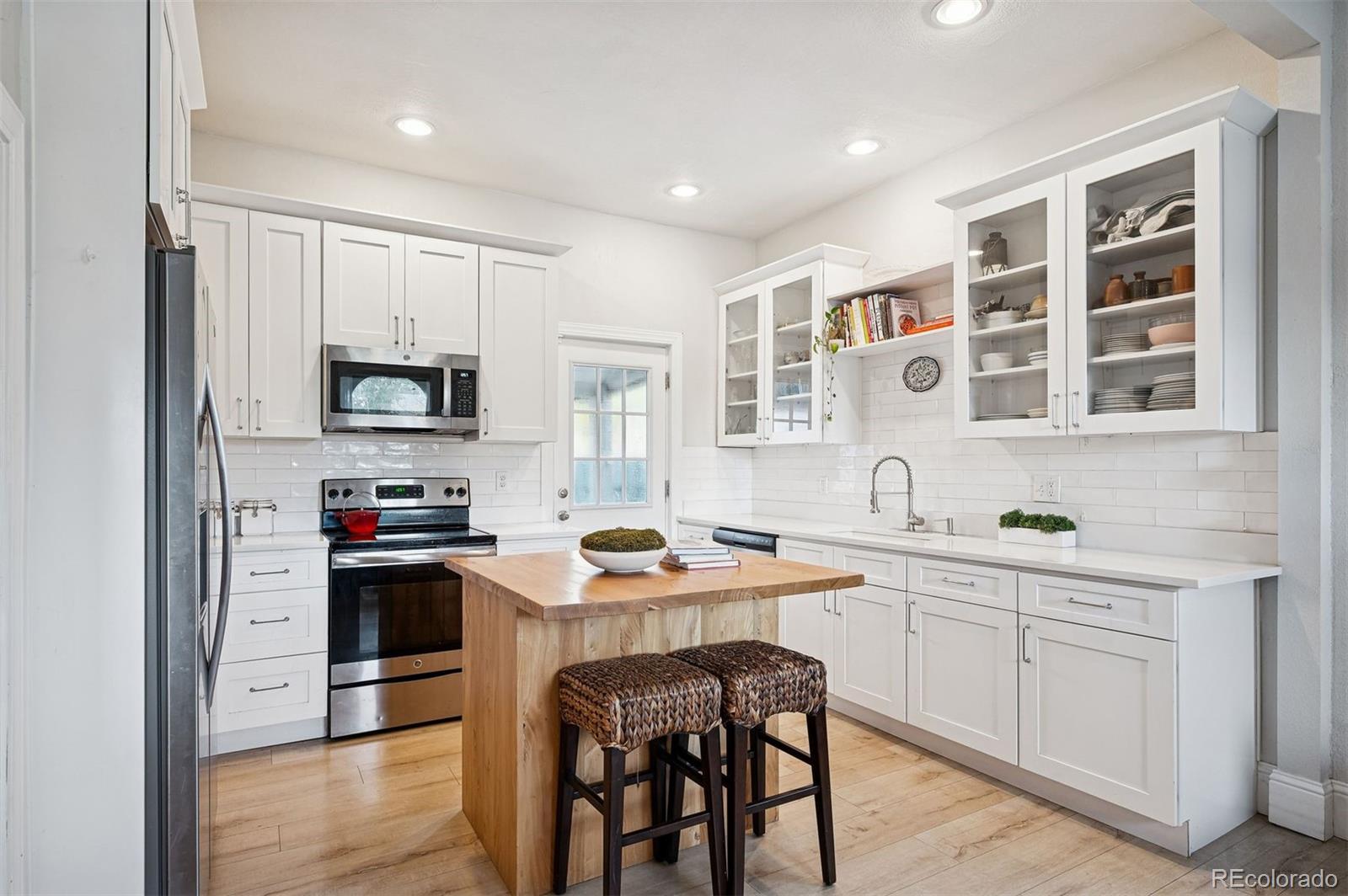 MLS Image #8 for 2109 w 41st avenue,denver, Colorado