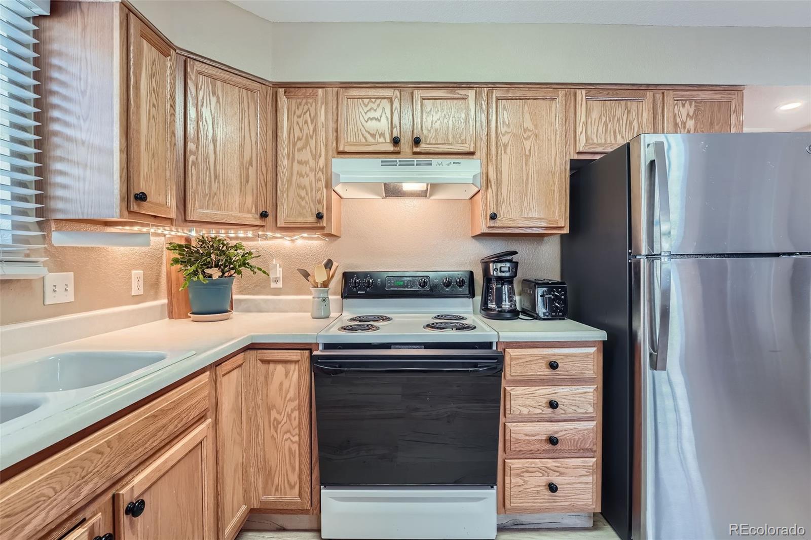 MLS Image #7 for 1648 s cole street a2,lakewood, Colorado