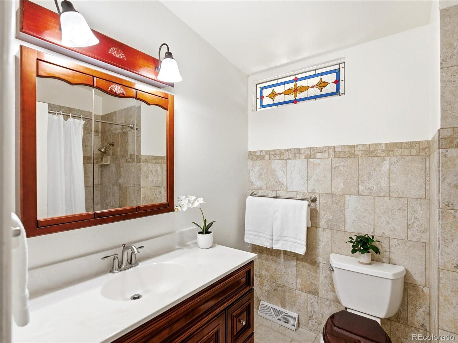 MLS Image #15 for 6852 s greenwood street,littleton, Colorado