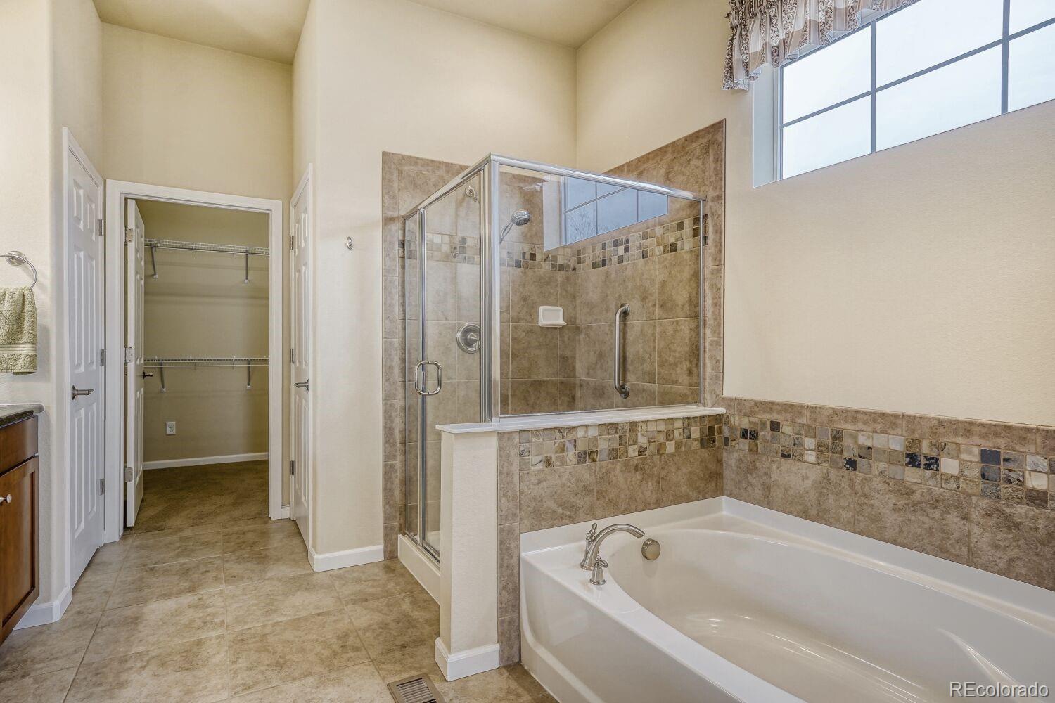 MLS Image #23 for 16010  quandary loop,broomfield, Colorado