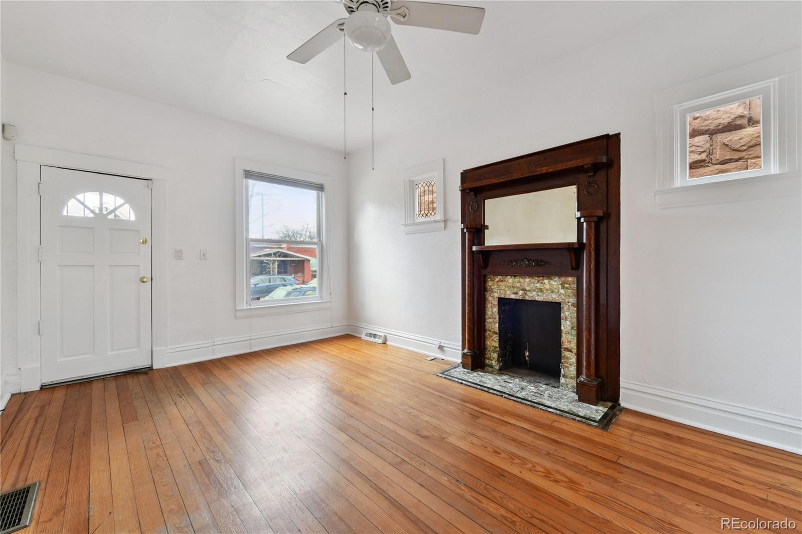 MLS Image #3 for 274  delaware street,denver, Colorado