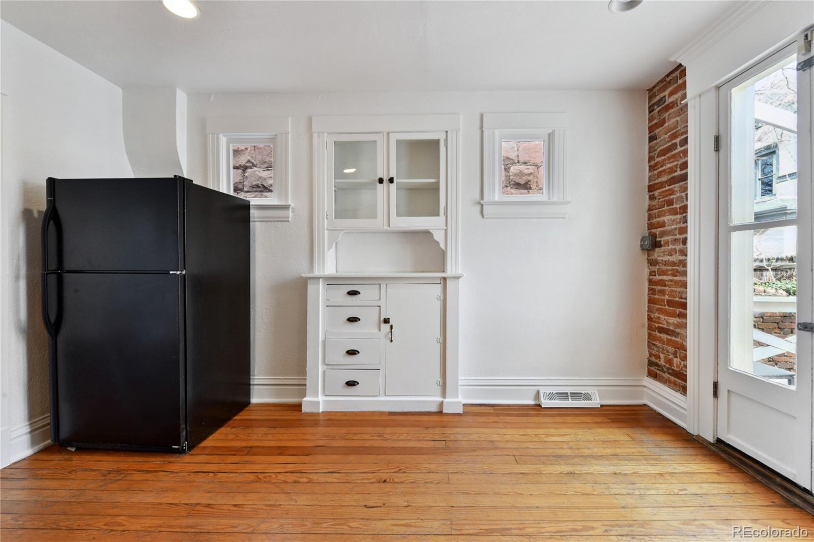 MLS Image #7 for 274  delaware street,denver, Colorado
