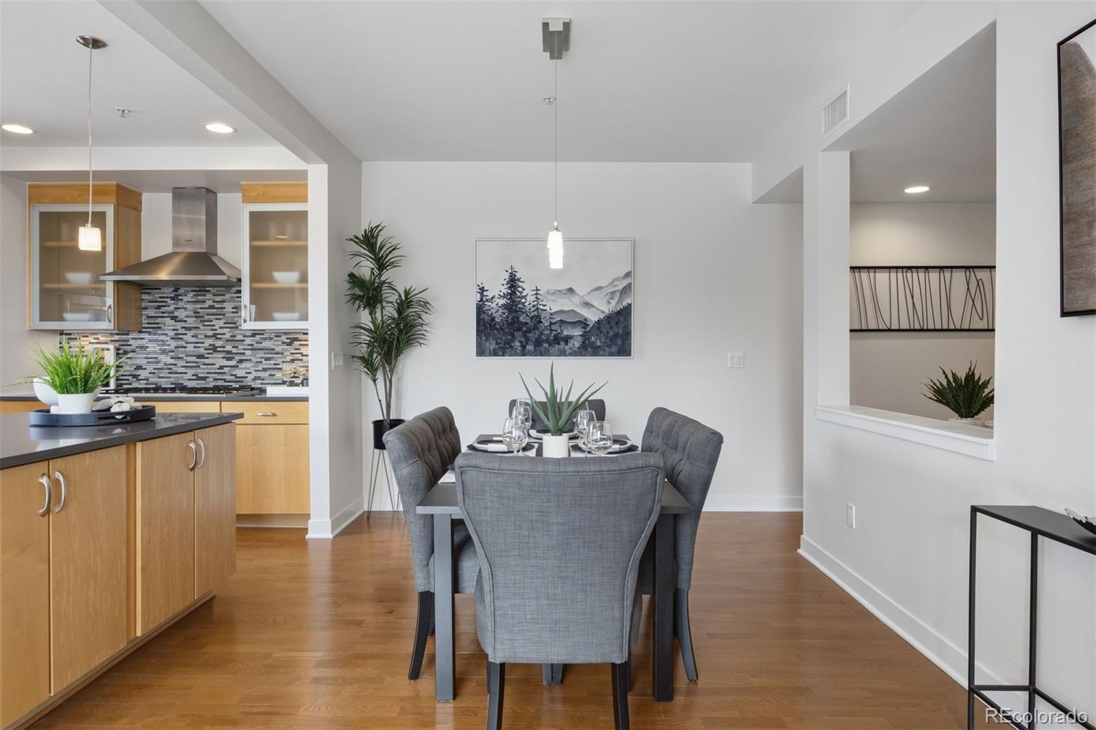 MLS Image #8 for 360 s lafayette street 301,denver, Colorado