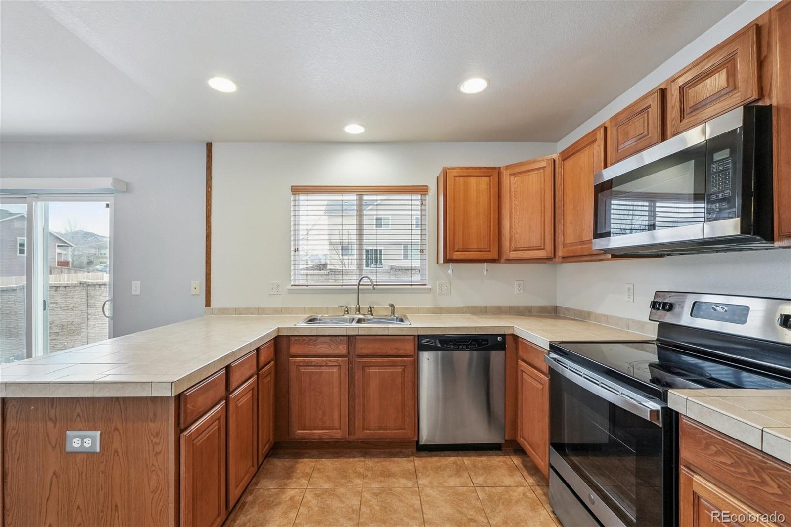 MLS Image #9 for 7704  autumn leaf way,colorado springs, Colorado