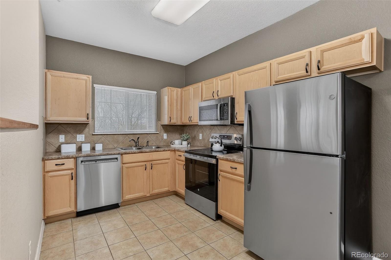 MLS Image #5 for 14300  waterside lane g5,broomfield, Colorado