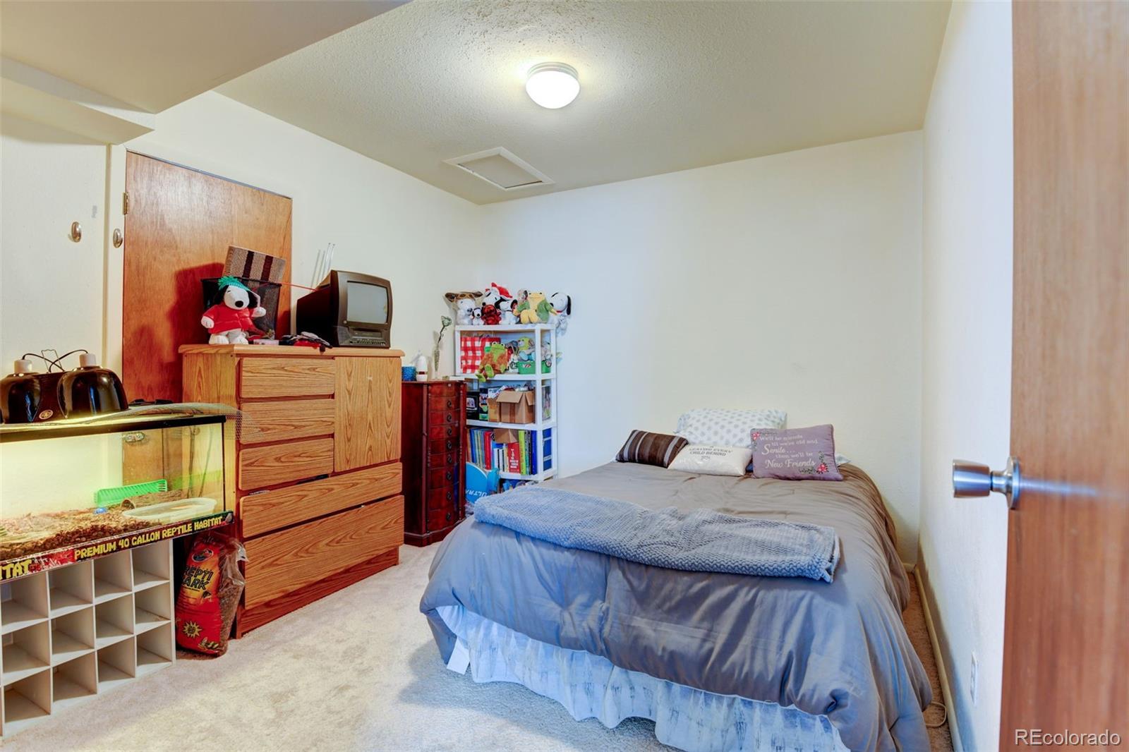 MLS Image #10 for 1256  ulster street,denver, Colorado