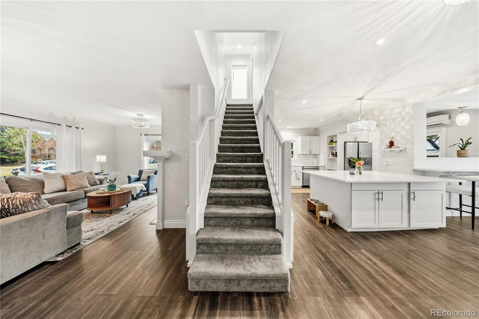 MLS Image #15 for 747  birch street,denver, Colorado