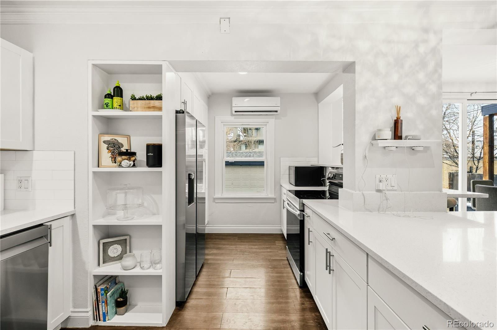 MLS Image #20 for 747  birch street,denver, Colorado