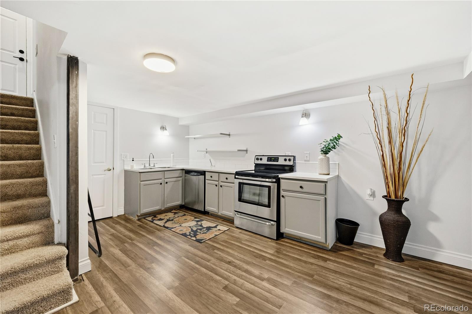 MLS Image #34 for 747  birch street,denver, Colorado