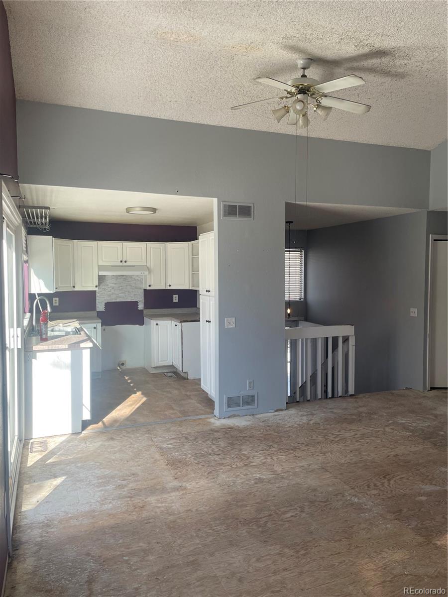 MLS Image #3 for 3817 s ceylon way,aurora, Colorado