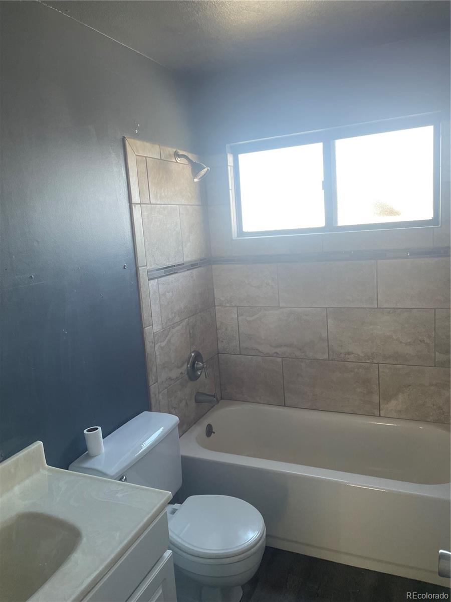MLS Image #5 for 3817 s ceylon way,aurora, Colorado