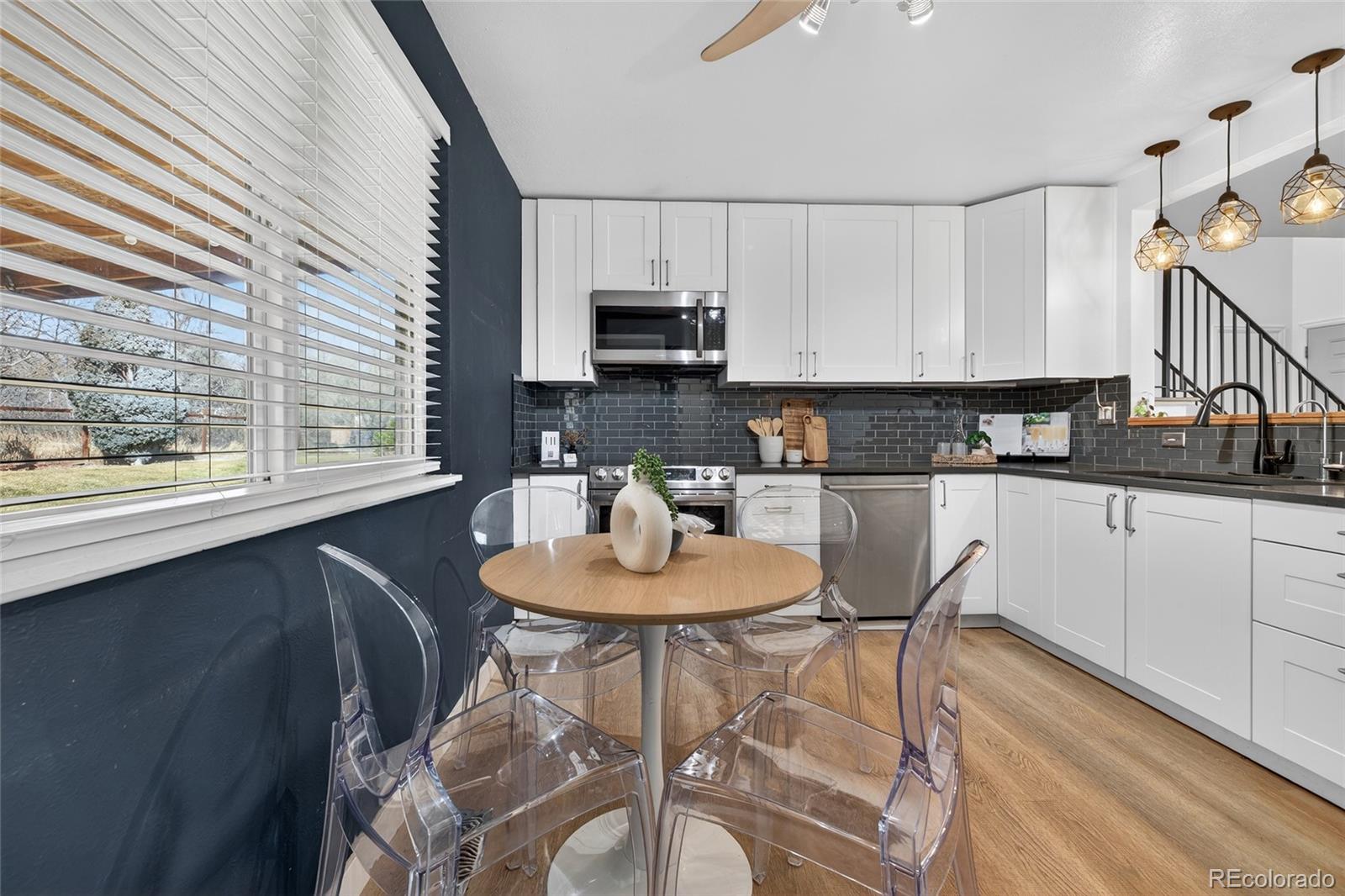 MLS Image #11 for 1531 s queen street,denver, Colorado