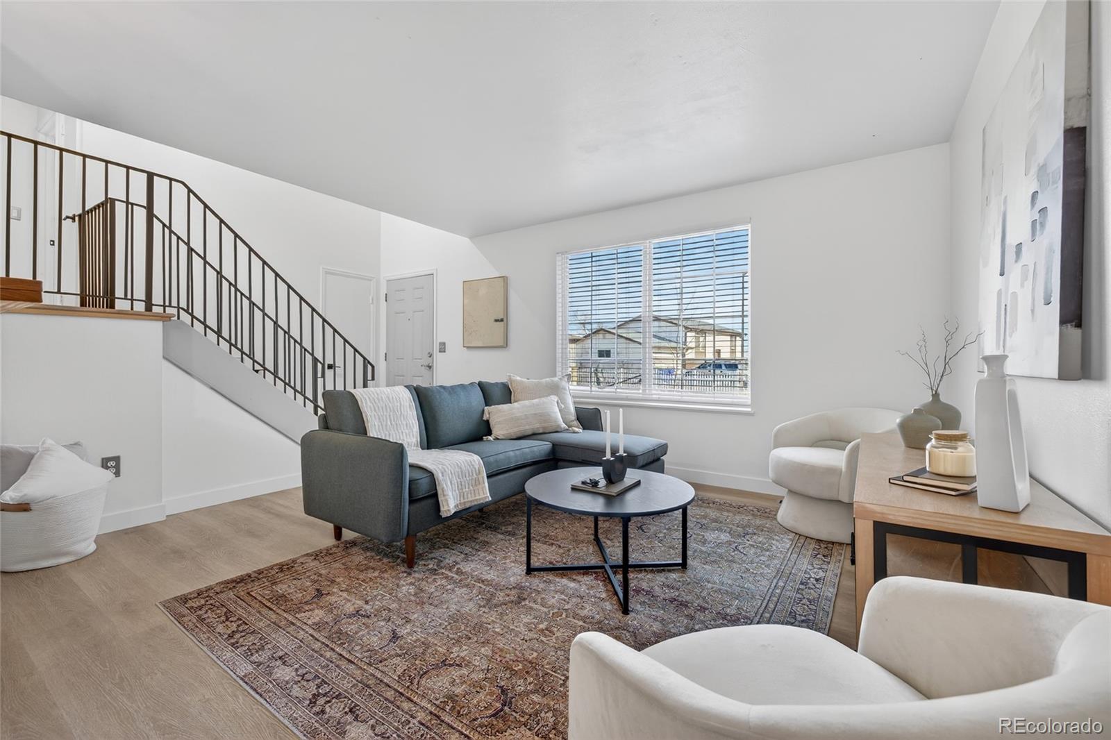 MLS Image #7 for 1531 s queen street,denver, Colorado