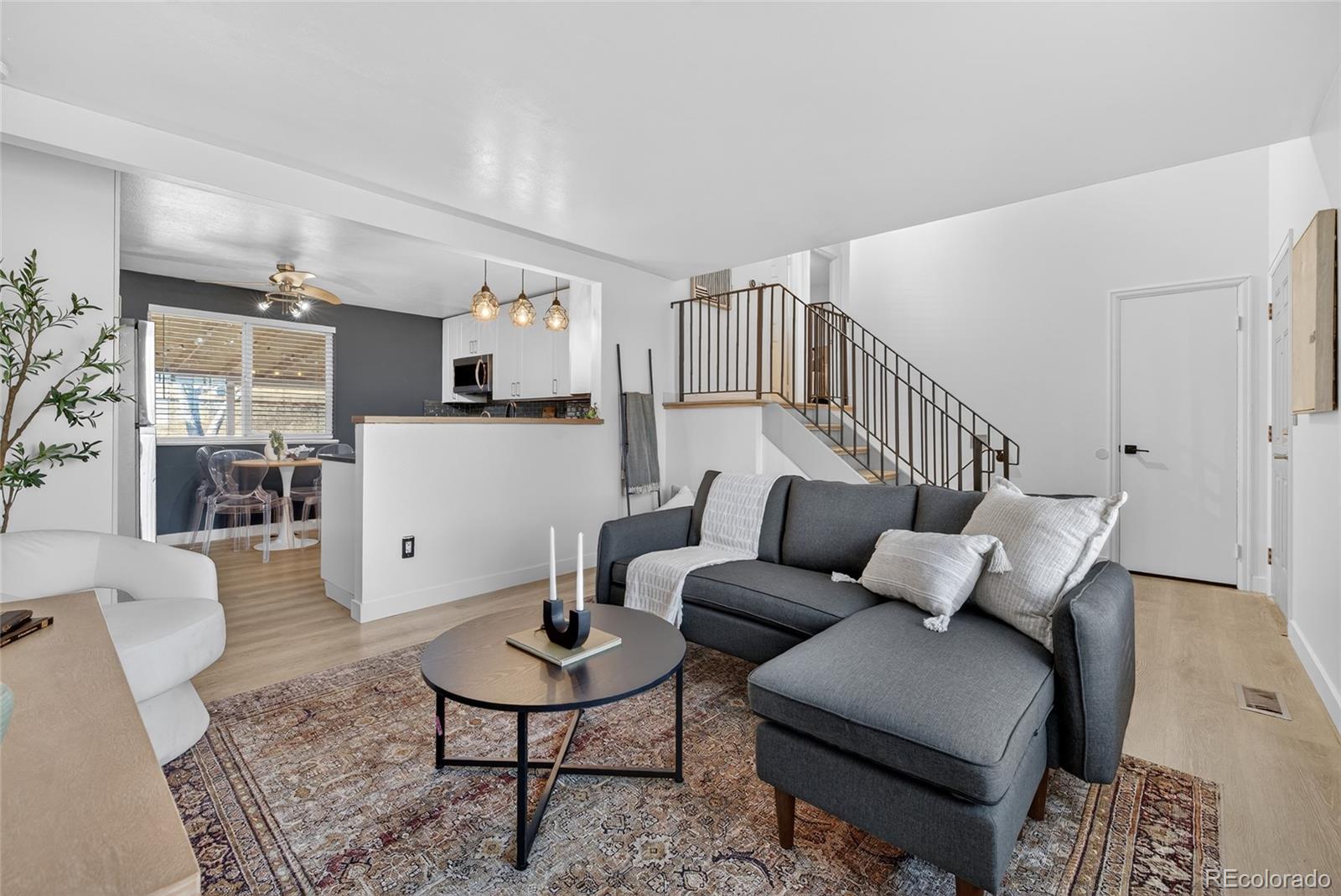 MLS Image #9 for 1531 s queen street,denver, Colorado