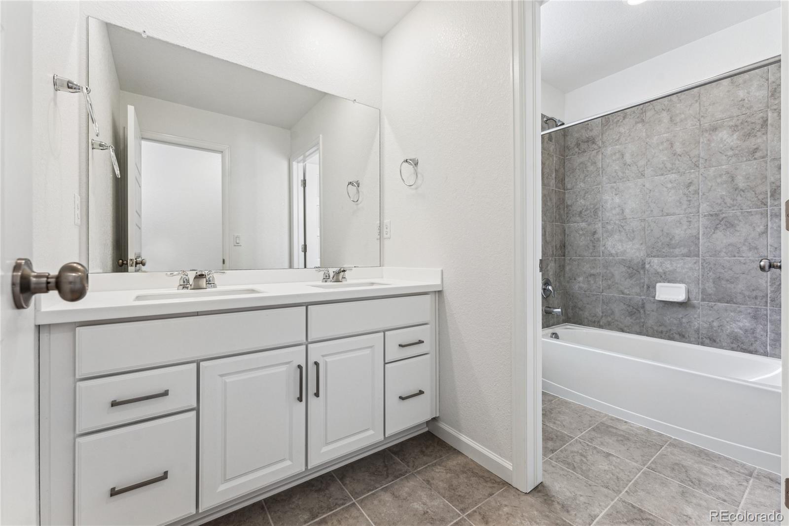 MLS Image #33 for 3291 n catawba way,aurora, Colorado