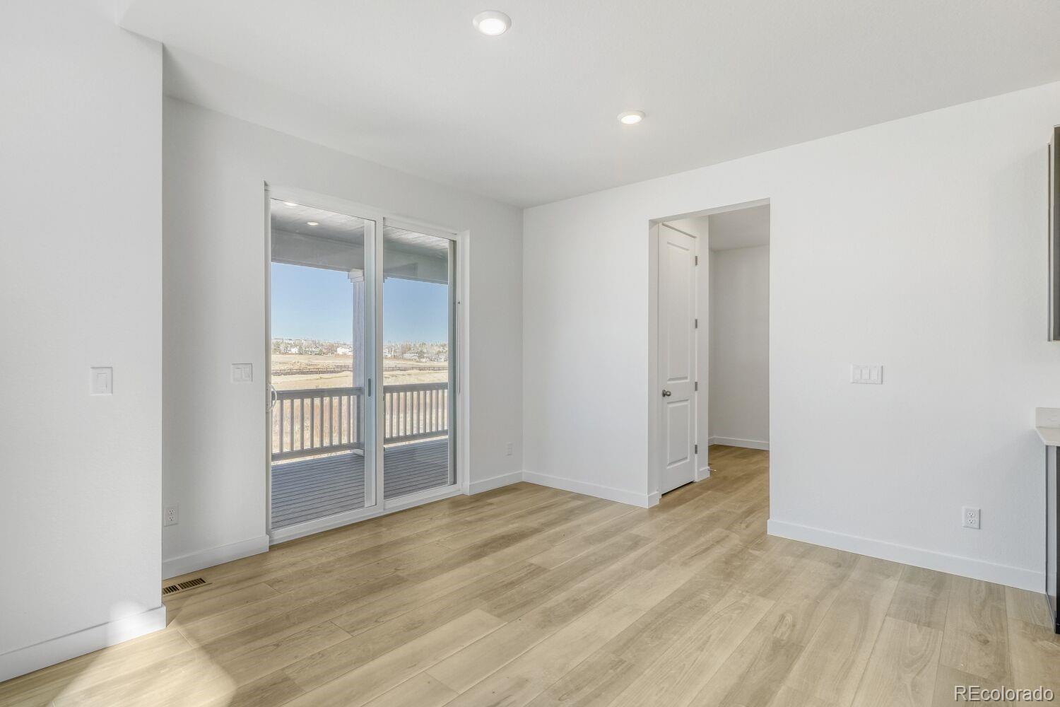 MLS Image #2 for 10865  tundra top drive,parker, Colorado
