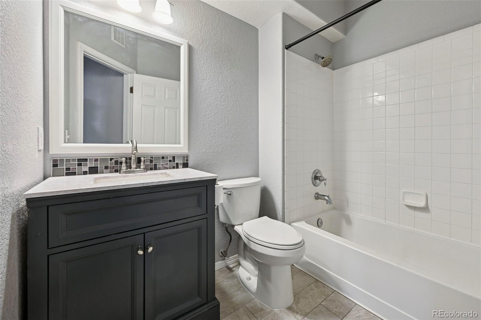 MLS Image #17 for 16346 e fremont  9,aurora, Colorado