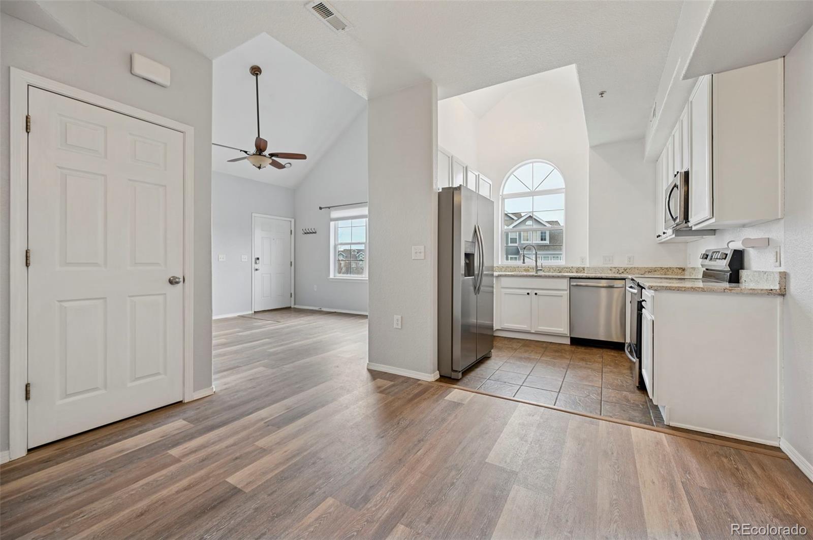 MLS Image #6 for 16346 e fremont  9,aurora, Colorado