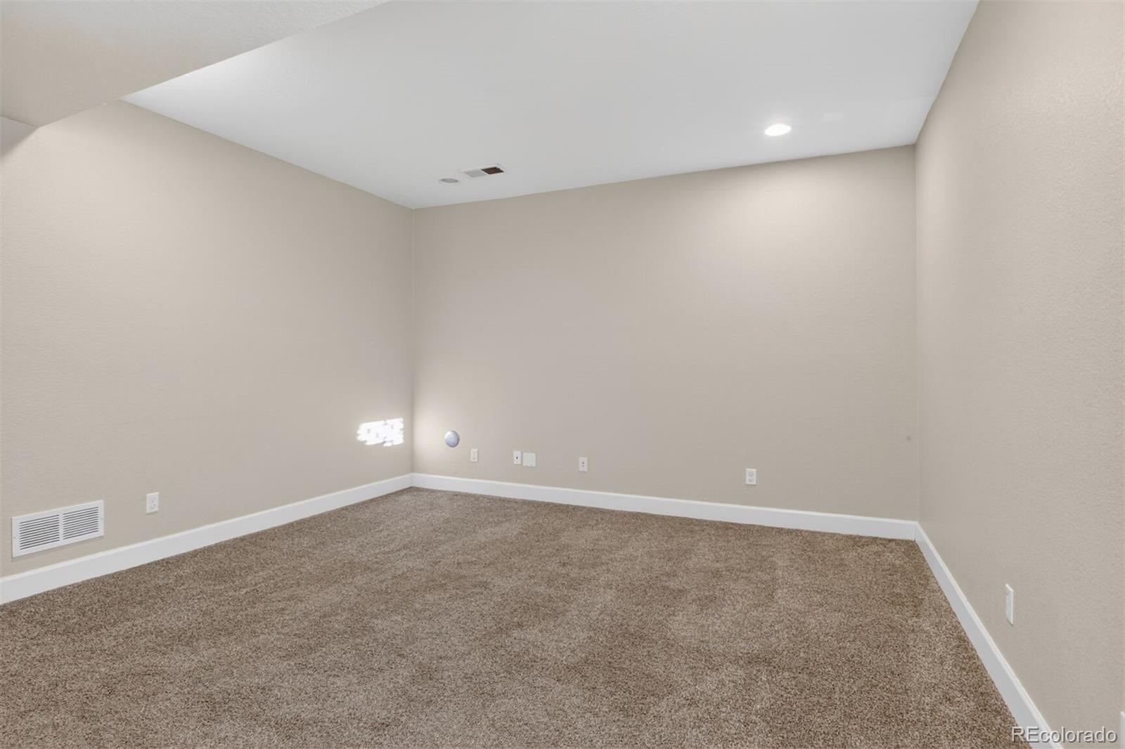 MLS Image #18 for 10968  dayton way,commerce city, Colorado