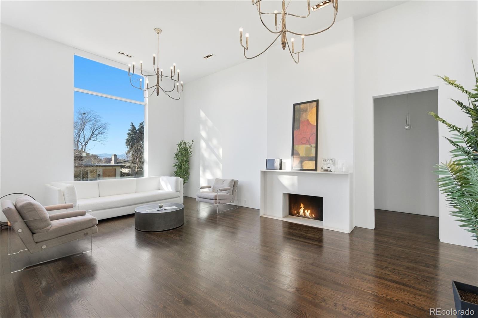 MLS Image #11 for 270 s clermont street,denver, Colorado